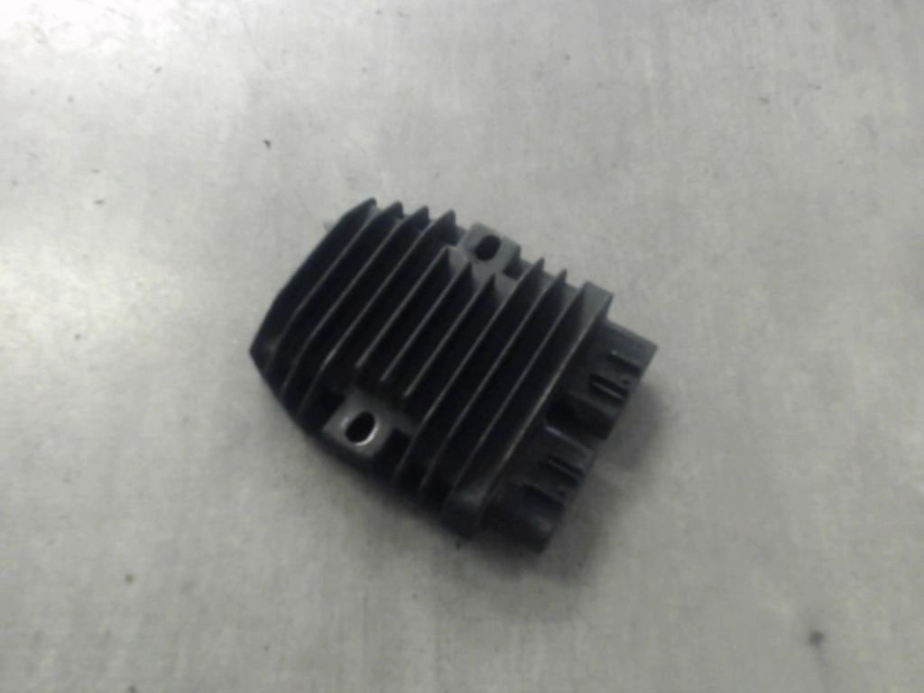 pièce détachée occasion Regulateur charge batterie