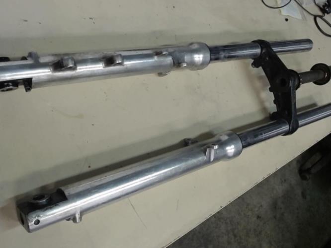 pièce détachée occasion Fourche complete YAMAHA