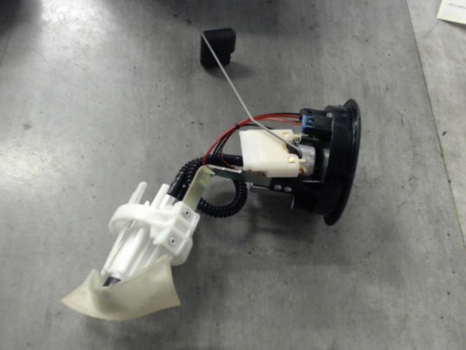 pièce détachée occasion Pompe + jauge à essence