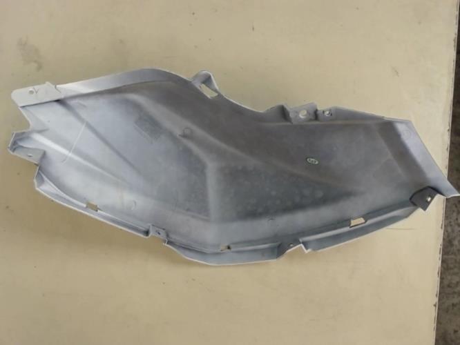 pièce détachée occasion Cache reservoir gauche