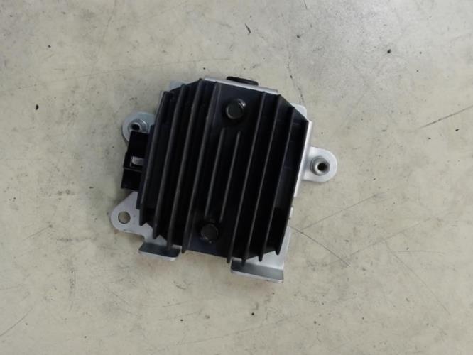 pièce détachée occasion Regulateur charge batterie