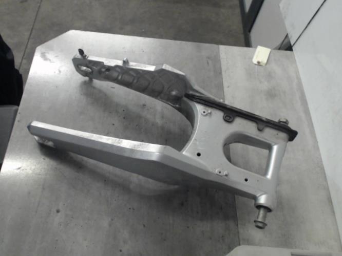 pièce détachée occasion Bras oscillant HONDA