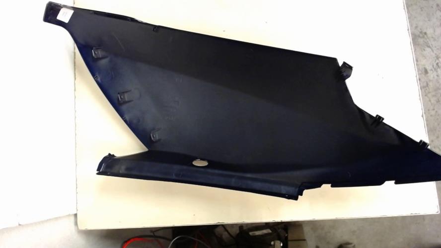 pièce détachée occasion Cache carenage coque arriere droit