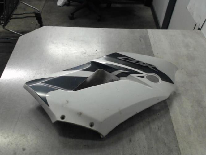 pièce détachée occasion Cache lateral droit