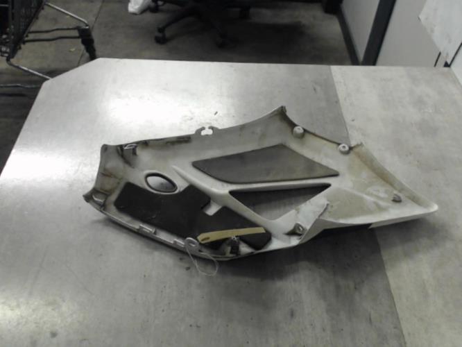 pièce détachée occasion Cache lateral gauche HONDA