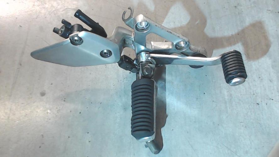 pièce détachée occasion Platine avant droite complète