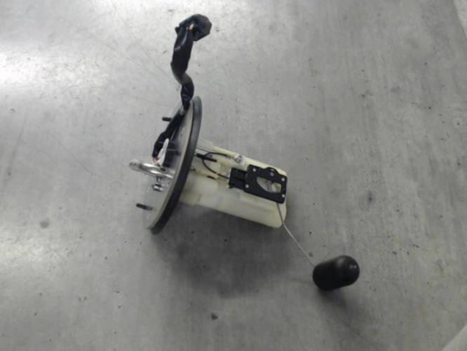 pièce détachée occasion Pompe + jauge à essence HONDA