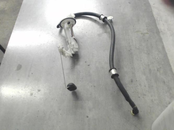 pièce détachée occasion Pompe + jauge à essence HONDA