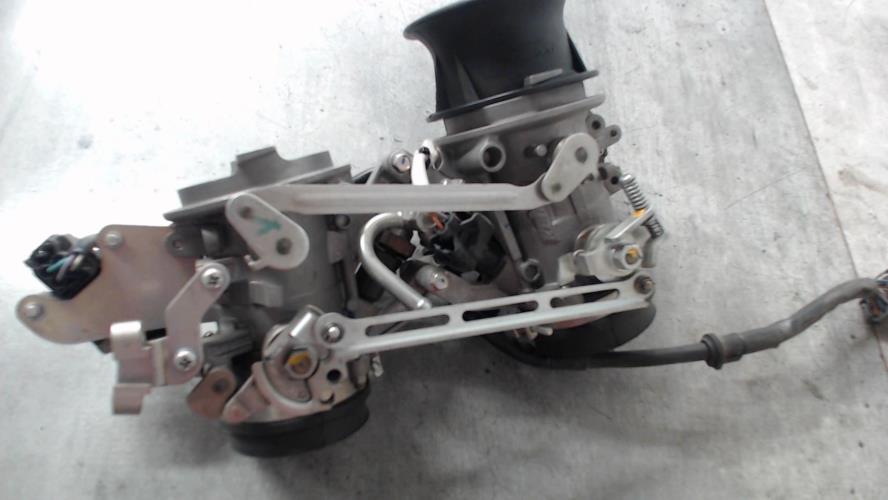 pièce détachée occasion Rampe d'injection KTM
