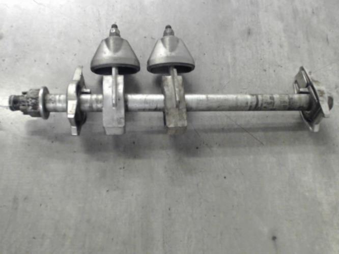 pièce détachée occasion Axe de roue arriere
