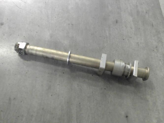 pièce détachée occasion Axe de roue arriere
