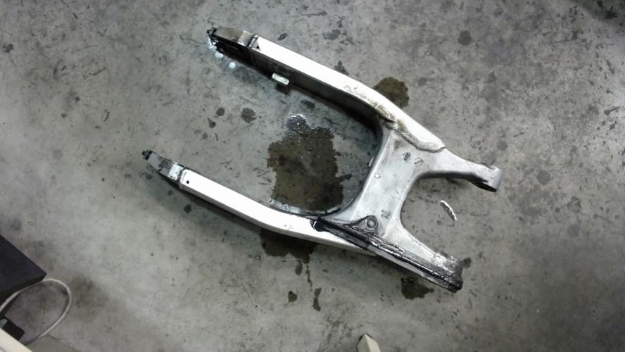 pièce détachée occasion Bras oscillant HONDA