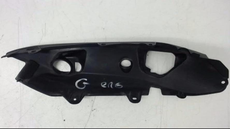 pièce détachée occasion Cache carenage coque arriere gauche