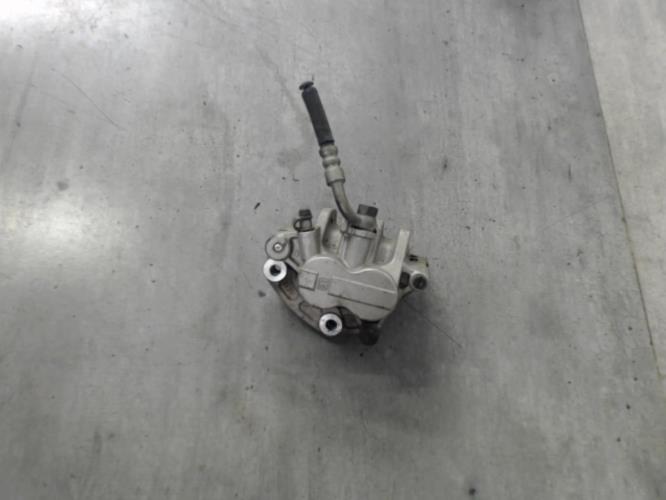 pièce détachée occasion Etrier de frein avant