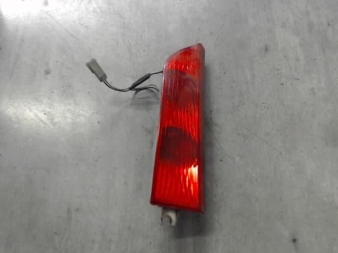 pièce détachée occasion Feu arriere gauche PIAGGIO