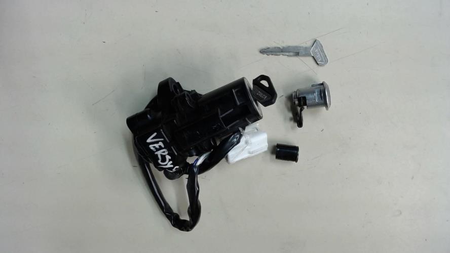 pièce détachée occasion Kit serrure KAWASAKI