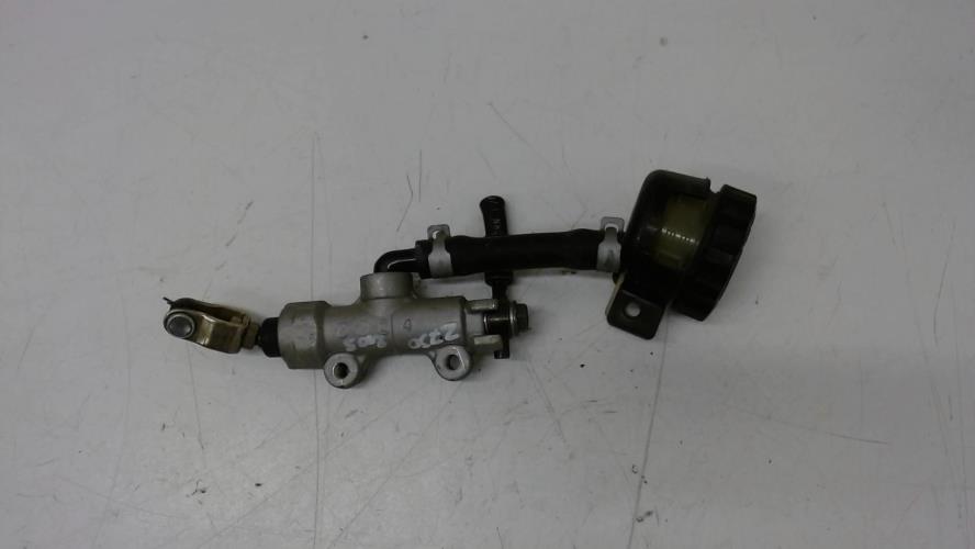 pièce détachée occasion Maitre cylindre frein arriere