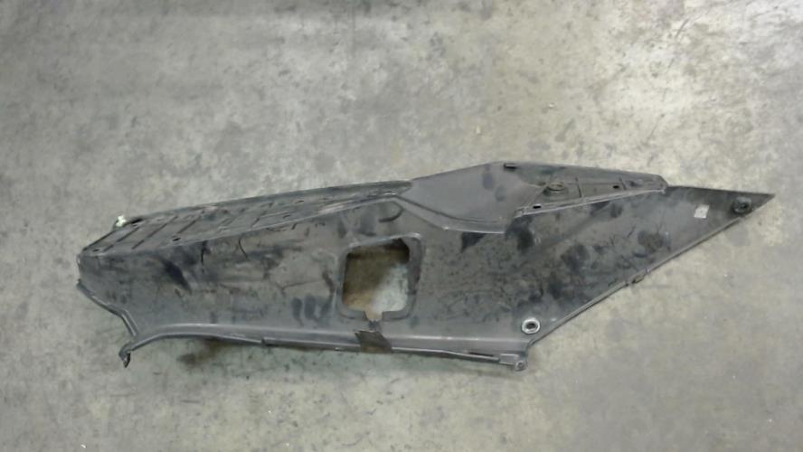 pièce détachée occasion Plancher marche pied gauche PEUGEOT