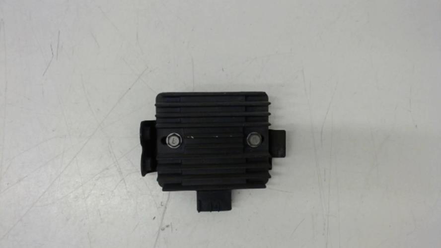 pièce détachée occasion Regulateur charge batterie