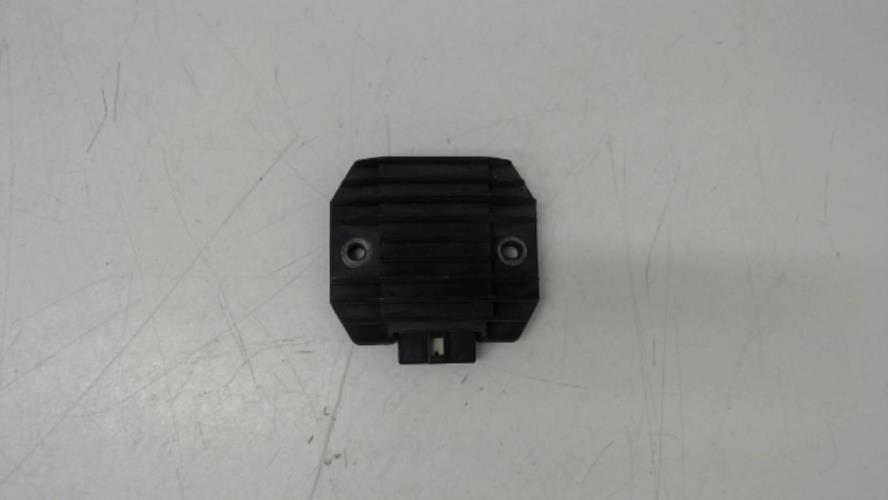 pièce détachée occasion Regulateur charge batterie