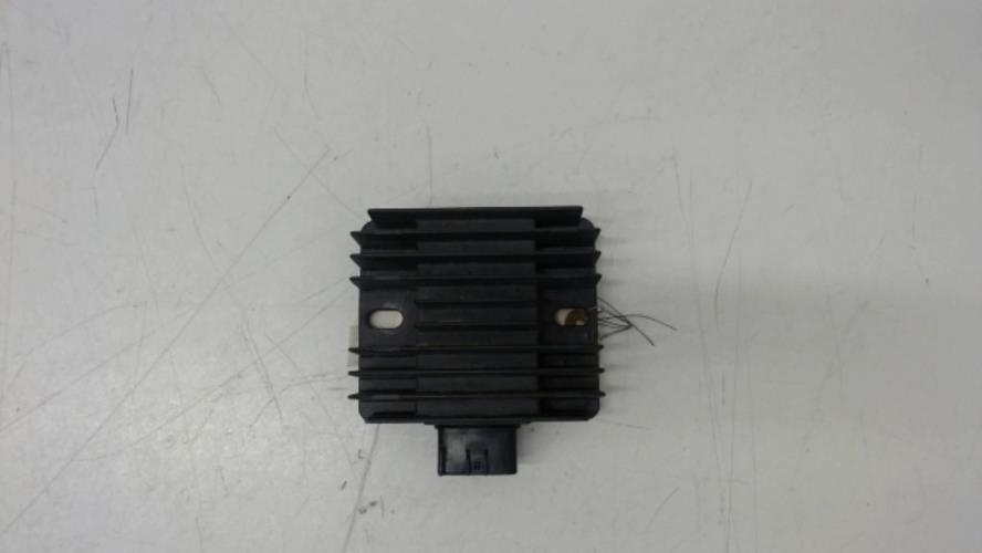 pièce détachée occasion Regulateur charge batterie