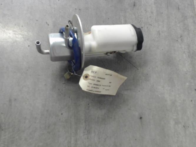 pièce détachée occasion Pompe a essence KAWASAKI