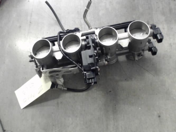pièce détachée occasion Rampe d'injection KAWASAKI