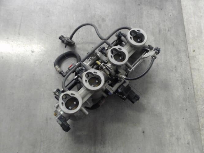 pièce détachée occasion Rampe d'injection KAWASAKI