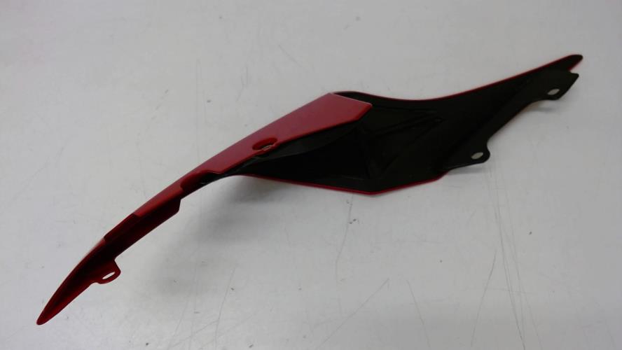 pièce détachée occasion Cache carenage coque arriere gauche