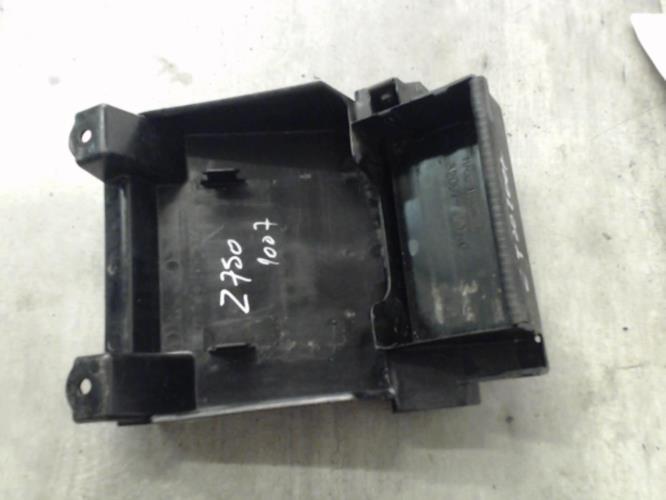pièce détachée occasion Support de batterie KAWASAKI