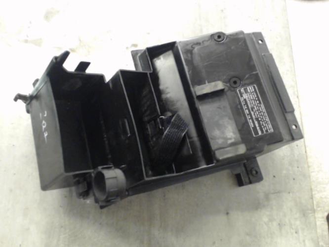 pièce détachée occasion Support de batterie KAWASAKI