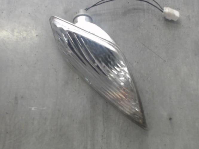 pièce détachée occasion Clignotant avant gauche PIAGGIO