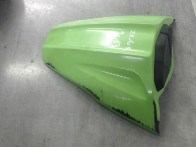 pièce détachée occasion Capot de selle KAWASAKI