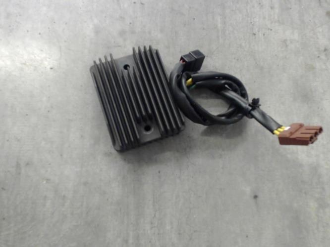 pièce détachée occasion Regulateur charge batterie