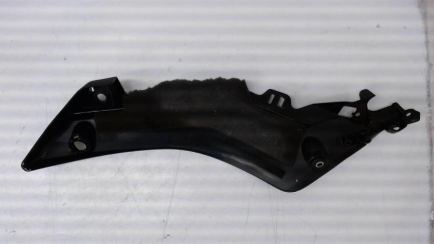 pièce détachée occasion Cache flanc de carenage droit YAMAHA
