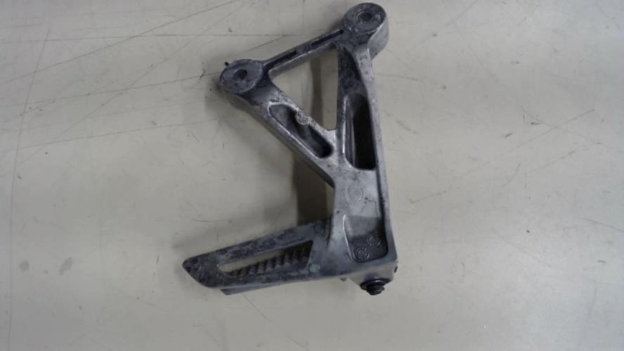 pièce détachée occasion Platine et repose pieds arriere gauche