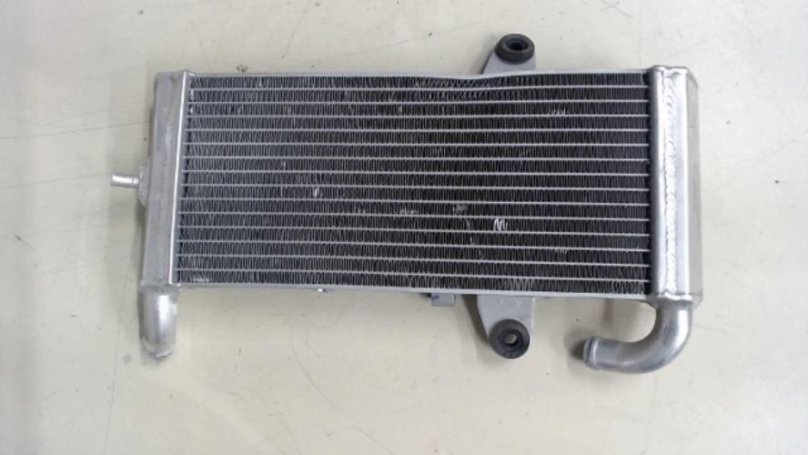 Illustration de Radiateur eau PEUGEOT