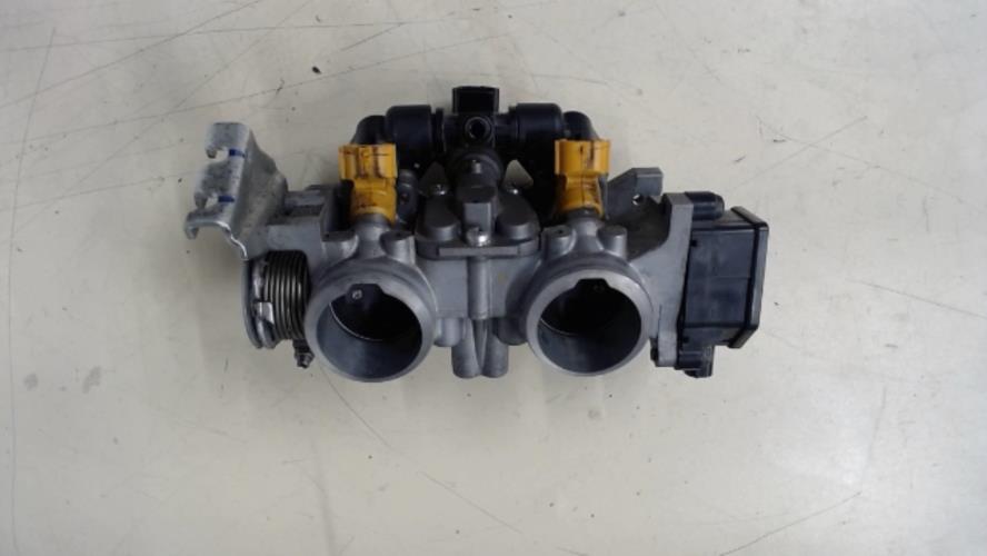 pièce détachée occasion Rampe d'injection HONDA