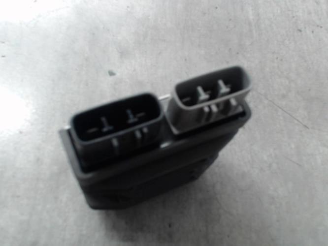 pièce détachée occasion Regulateur charge batterie