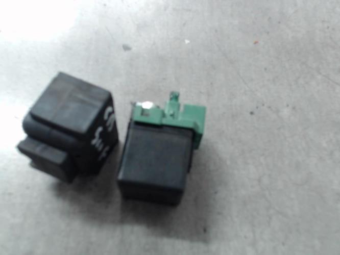 pièce détachée occasion Relais de demarreur