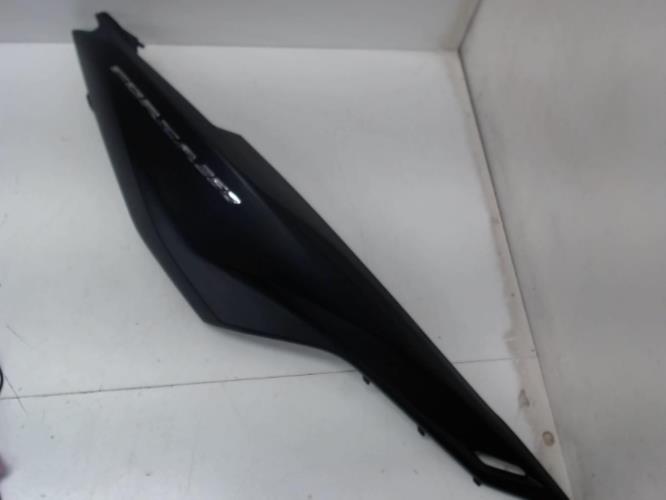 pièce détachée occasion Cache carenage coque arriere droit