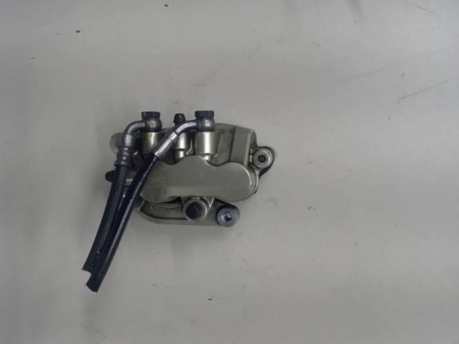 pièce détachée occasion Etrier de frein avant