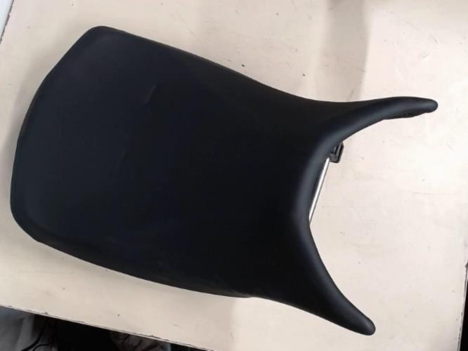 pièce détachée occasion Selle conducteur TRIUMPH