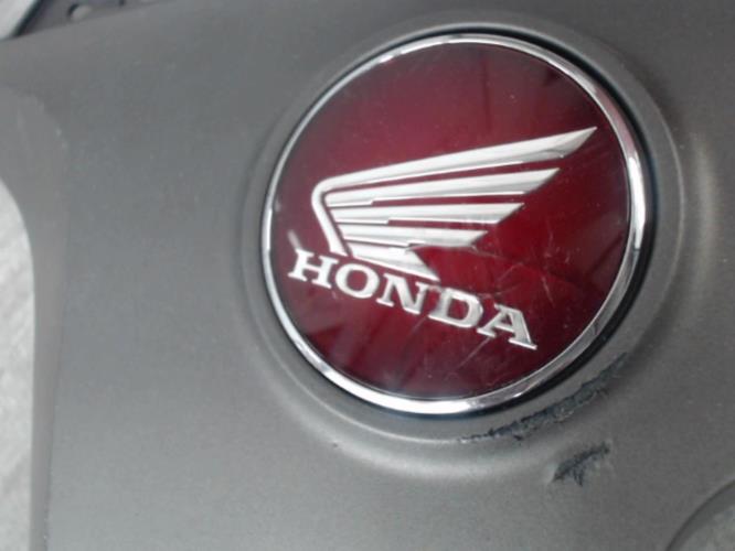 pièce détachée occasion Cache carenage ecope gauche HONDA