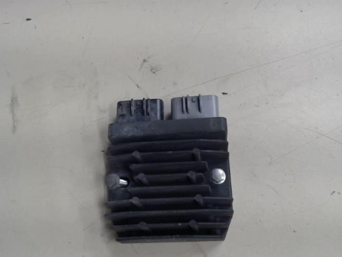 pièce détachée occasion Regulateur charge batterie YAMAHA