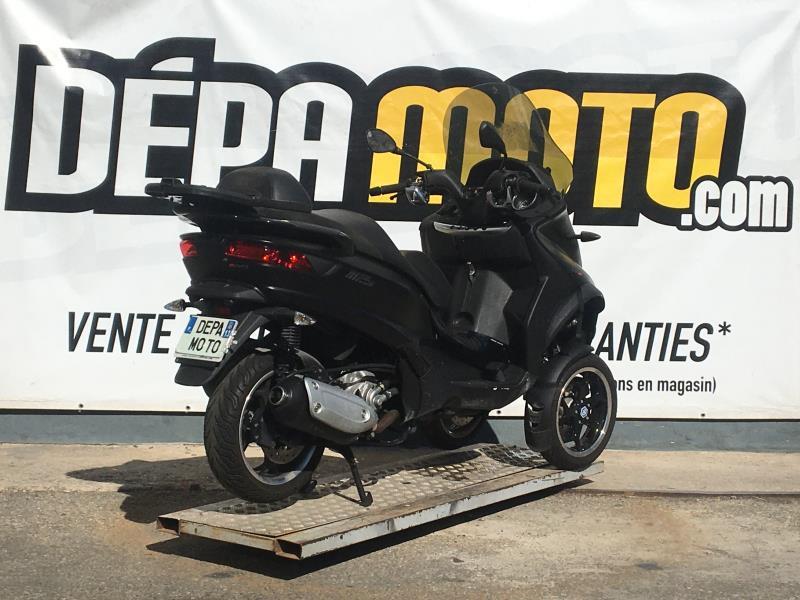 moto accidentée PIAGGIOMP3 300