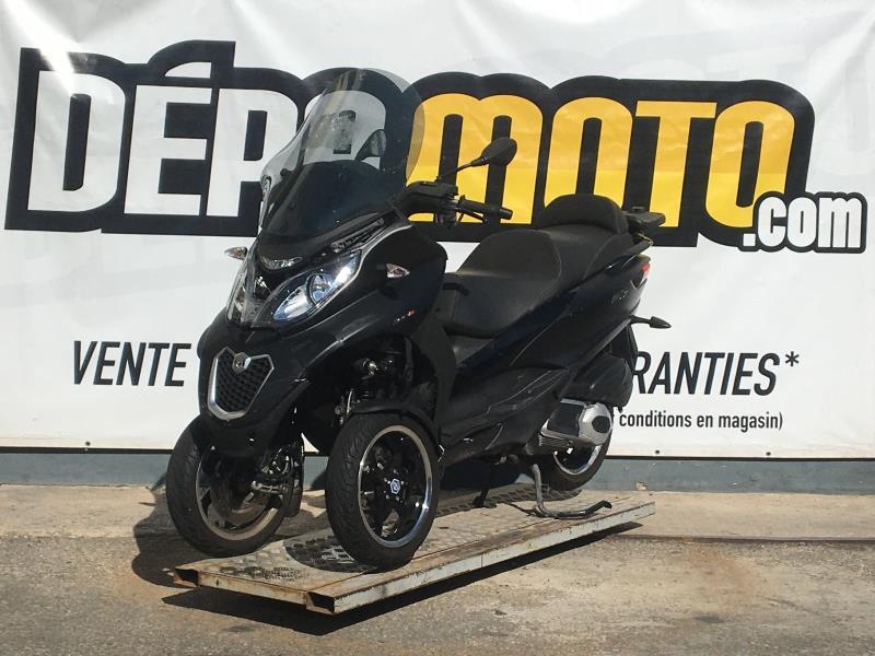 moto accidentée PIAGGIOMP3 300