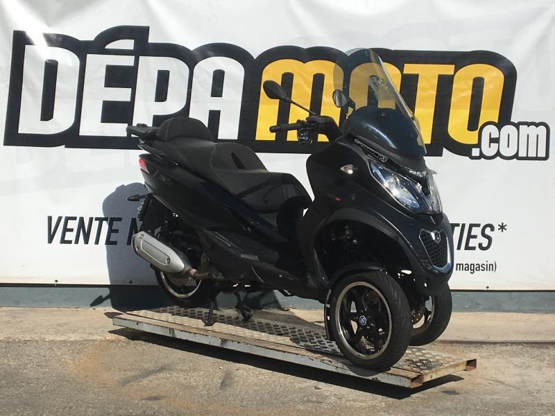 moto accidentée PIAGGIOMP3 300