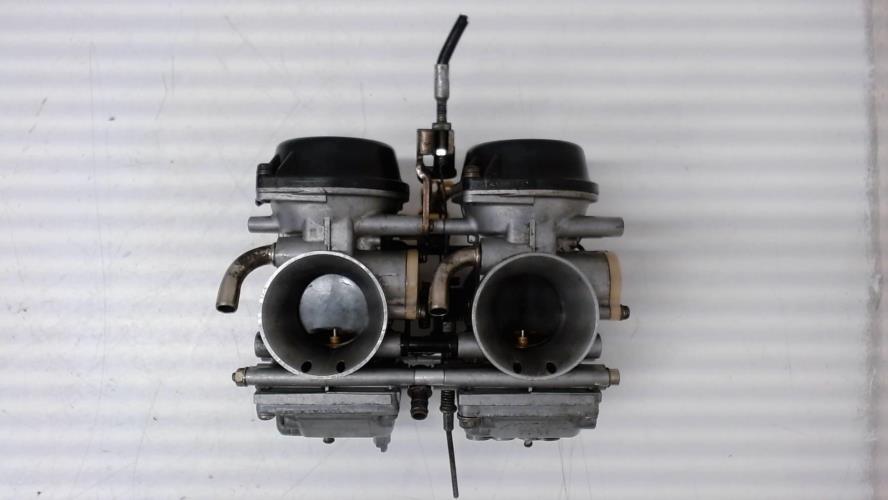 pièce détachée occasion Rampe de carburateur YAMAHA