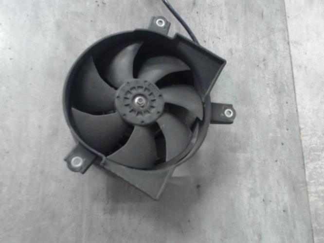 Illustration de Ventilateur YAMAHA